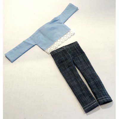 Ensemble 2 pièces: pantalon jeans et haut bleu avec dentelle pour poupée Mélie