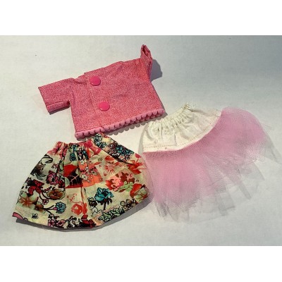 Ensemble 3 pièces : jupe fleur, chemisette rose et jupon de tulle  pour poupée Mélie